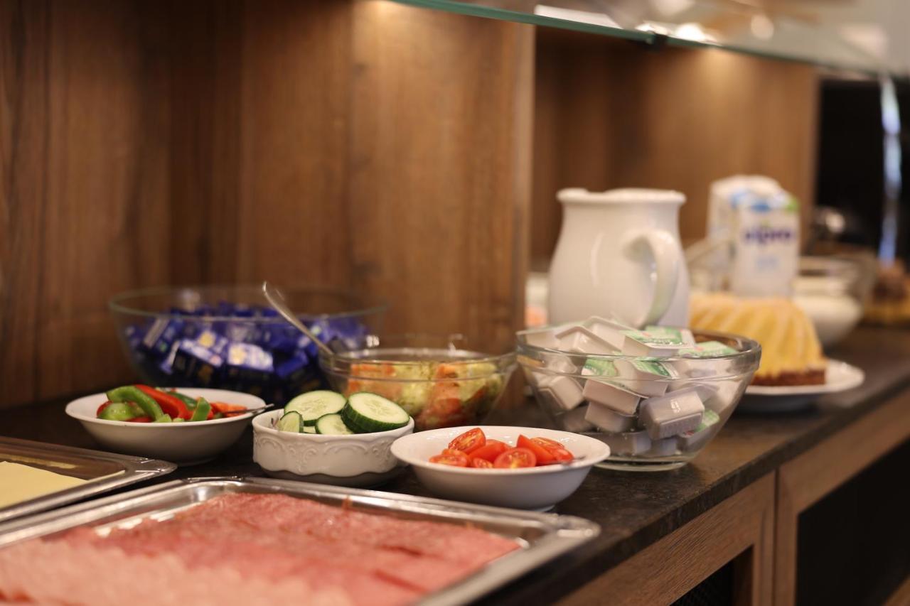 Hotel Blie, Bed & Breakfast, Self Check-In ฮอร์น ภายนอก รูปภาพ