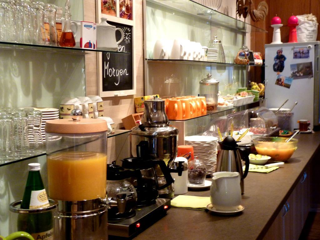 Hotel Blie, Bed & Breakfast, Self Check-In ฮอร์น ภายนอก รูปภาพ