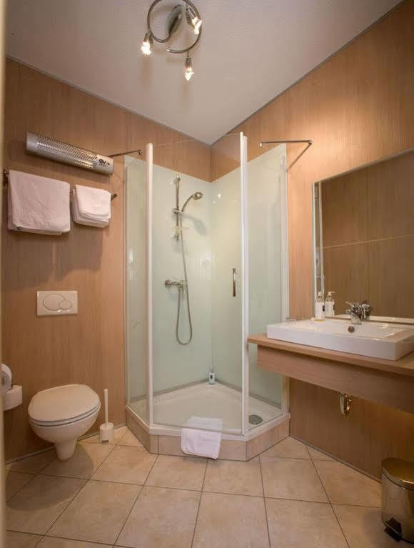 Hotel Blie, Bed & Breakfast, Self Check-In ฮอร์น ภายนอก รูปภาพ
